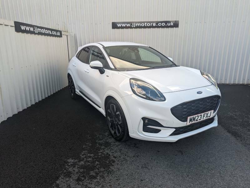 Compare Ford Puma Hatchback MM23FXJ White