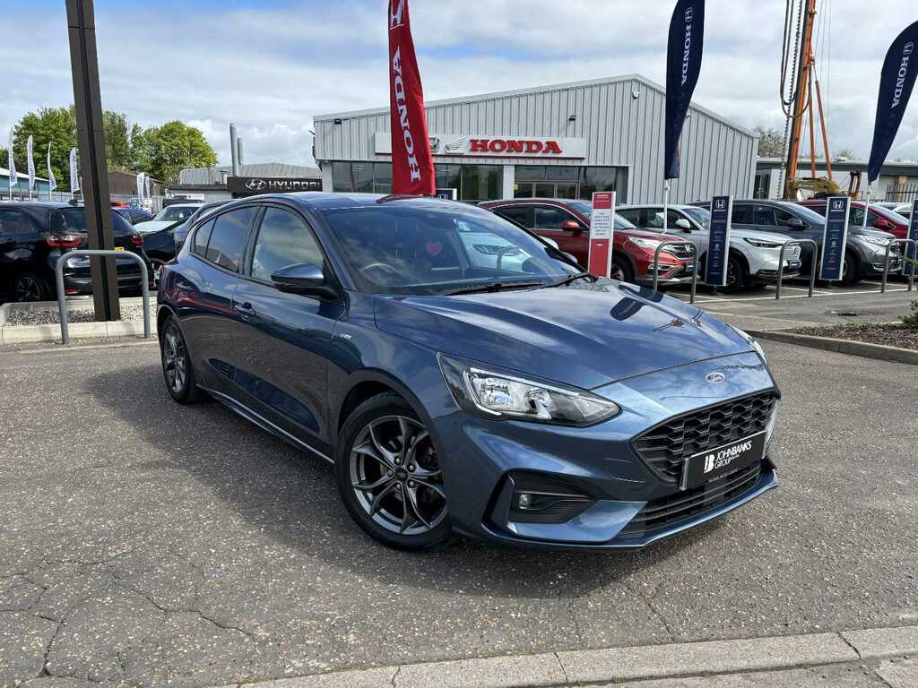 Compare Ford Focus St-line  Blue