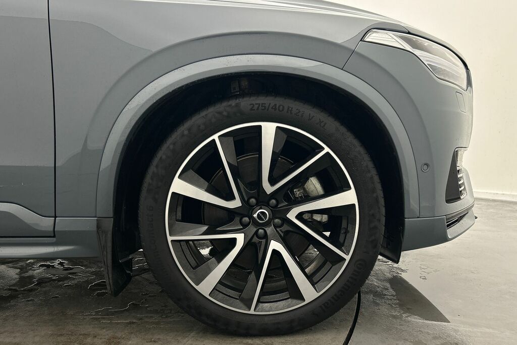 Compare Volvo XC90 Recharge Ultimate, T8 Awd Plug-in Hybrid, ND72AXJ Grey