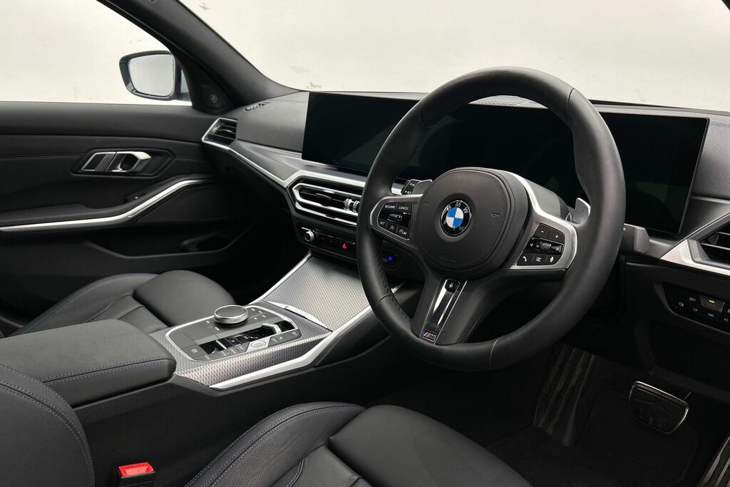 Compare BMW 3 Series 320I M Sport Saloon SR73AVD Grey