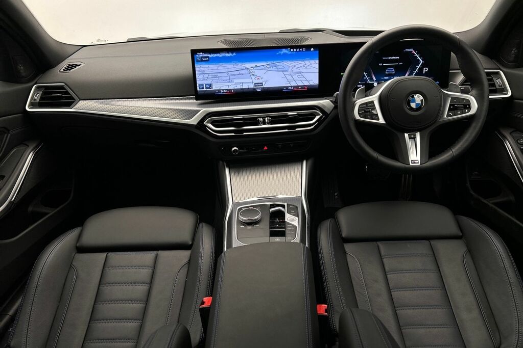 Compare BMW 3 Series 320I M Sport Saloon SR73AVN Grey