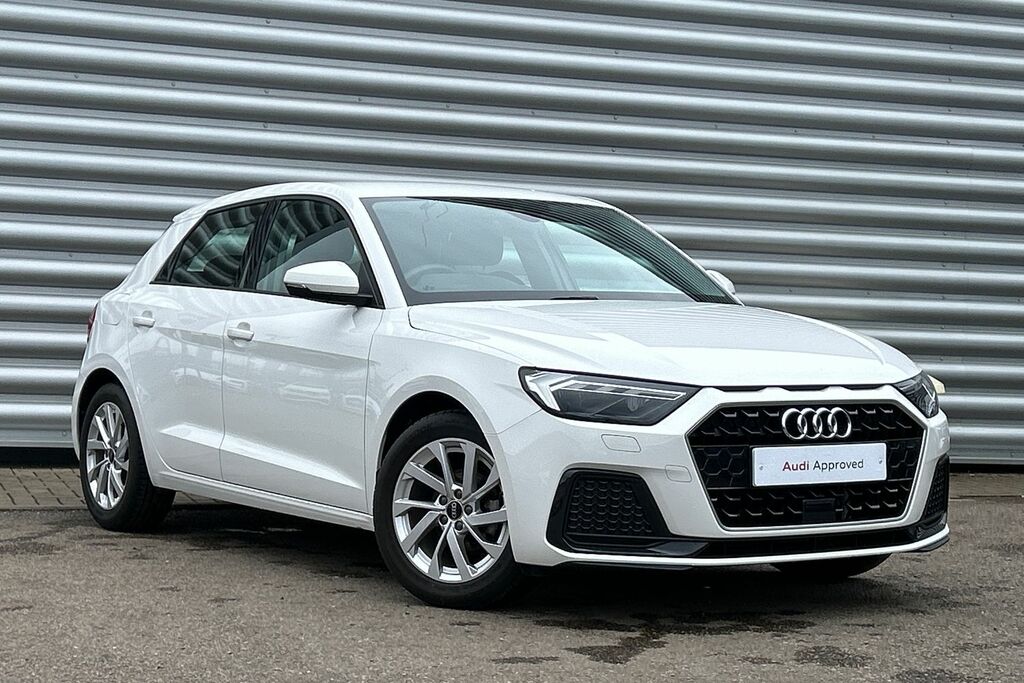 Compare Audi A1 Sport 25 Tfsi 95 Ps 5-Speed ST70UHC White