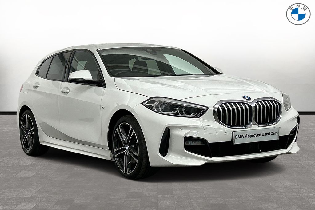 Compare BMW 1 Series 118I M Sport MA23LJC White