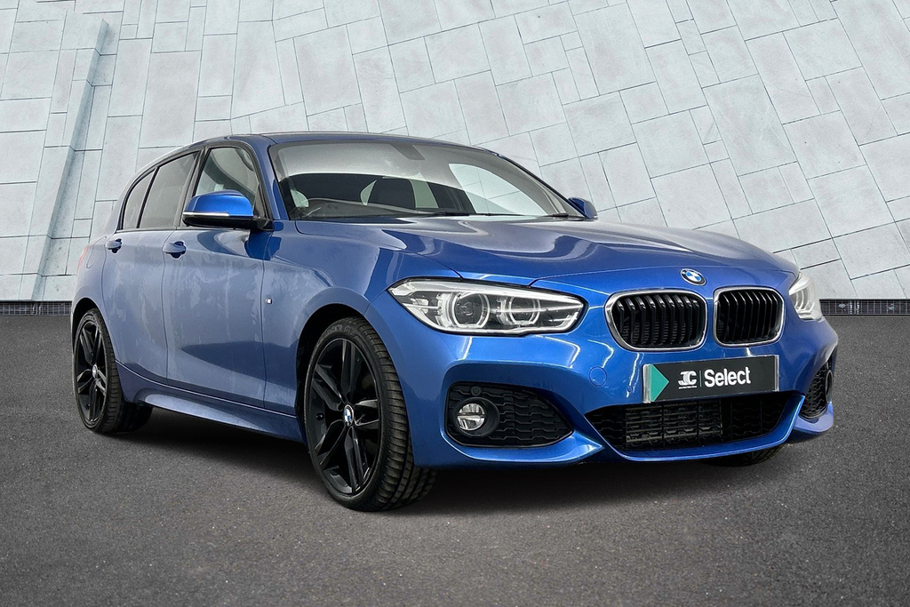 Compare BMW 1 Series 118D M Sport YD19OOR Blue