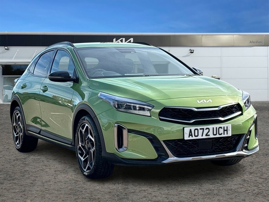 Compare Kia Xceed 1.5T Gdi Isg Gt-line Hatchback AO72UCH Green