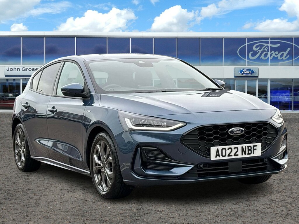 Compare Ford Focus 1.0 Ecoboost St-line Style Hatchback AO22NBF Blue