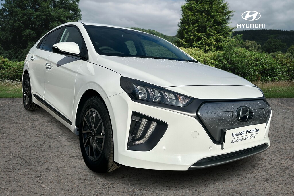 Compare Hyundai Ioniq 100Kw Premium Se 38Kwh BT73WCV White