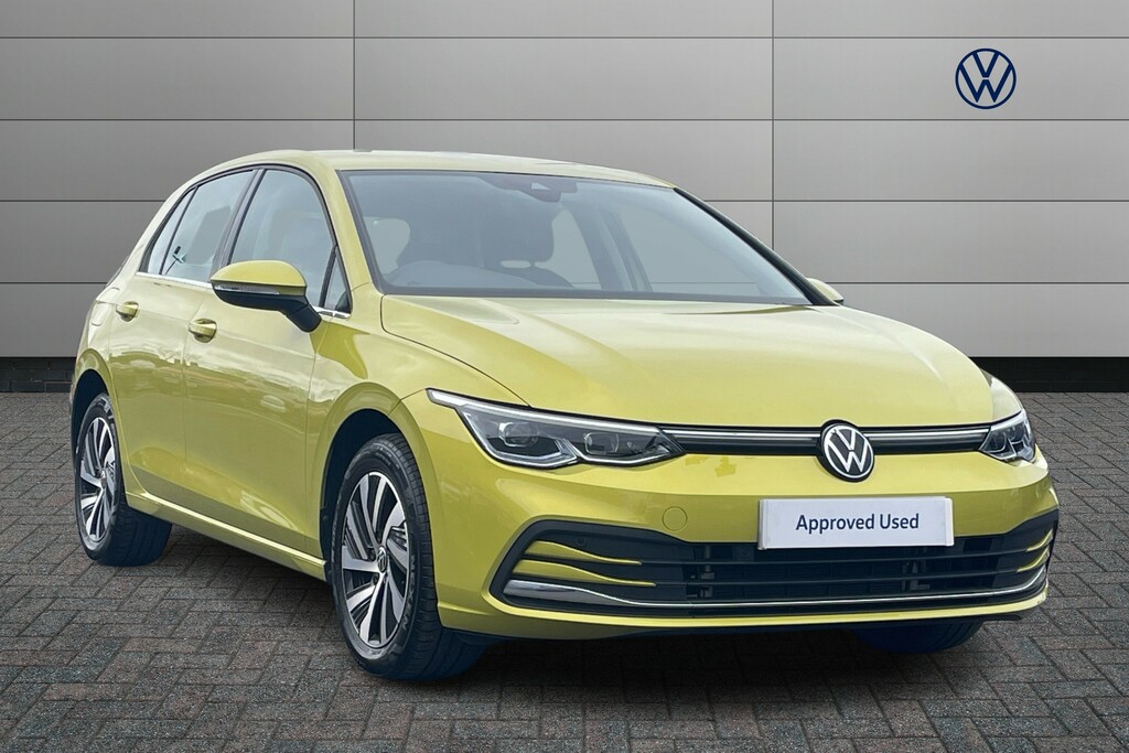 Compare Volkswagen Golf 1.4 Tsi Ehybrid Style Dsg PJ23OAM Yellow