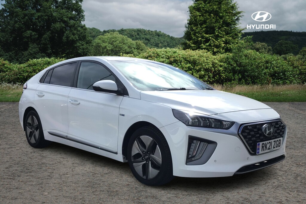 Hyundai Ioniq 1.6 Gdi Hybrid Premium Se Dct White #1