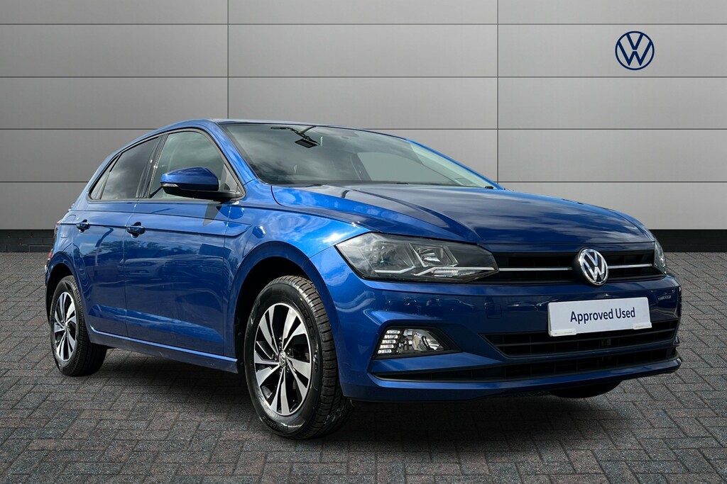 Compare Volkswagen Polo 1.0 Tsi 95 Match PN70VOY Blue