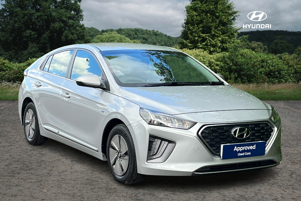Compare Hyundai Ioniq 1.6 Gdi Hybrid Premium Dct MJ21CZK Silver