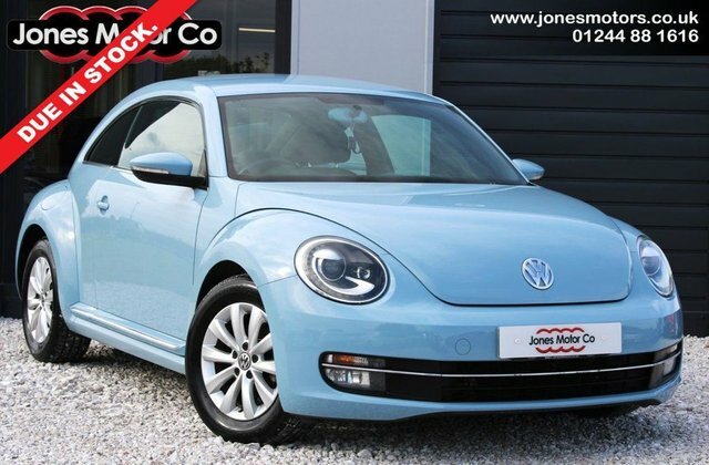 Compare Volkswagen Beetle 1.2 Design Tsi Bluemotion Technology Dsg 104 Bh LX64VTY Blue