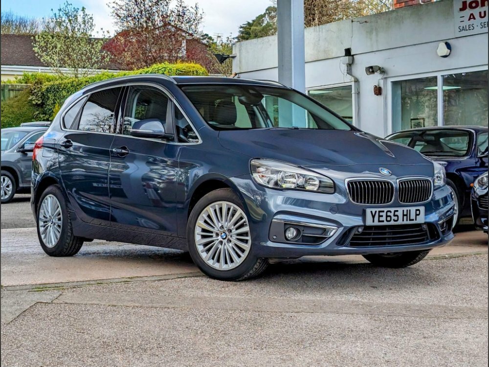 Compare BMW 2 Series Active Tourer 2.0 220I Luxury Euro 6 Ss YE65HLP Grey