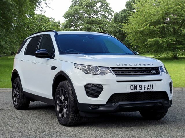 Compare Land Rover Discovery Sport Sport 2.0 Td4 Landmark Vd OW19FAU White