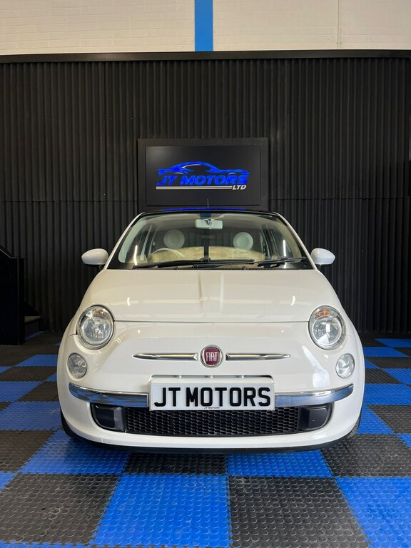 Compare Fiat 500 1.2 Lounge Start Stop CK62YXD White