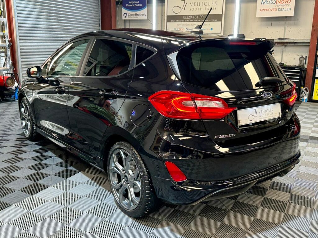 Compare Ford Fiesta Hatchback 1.0T Ecoboost St-line X Euro 6 Ss SA20WCK Black