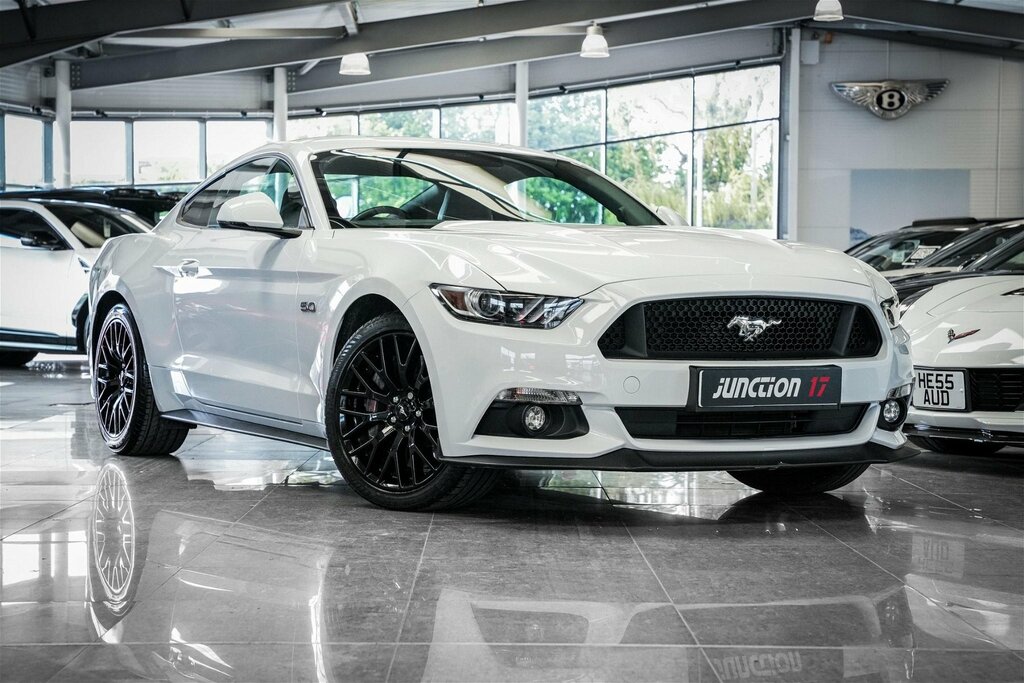 Compare Ford Mustang 5.0 V8 Gt Fastback Euro 6 GP16SWU 