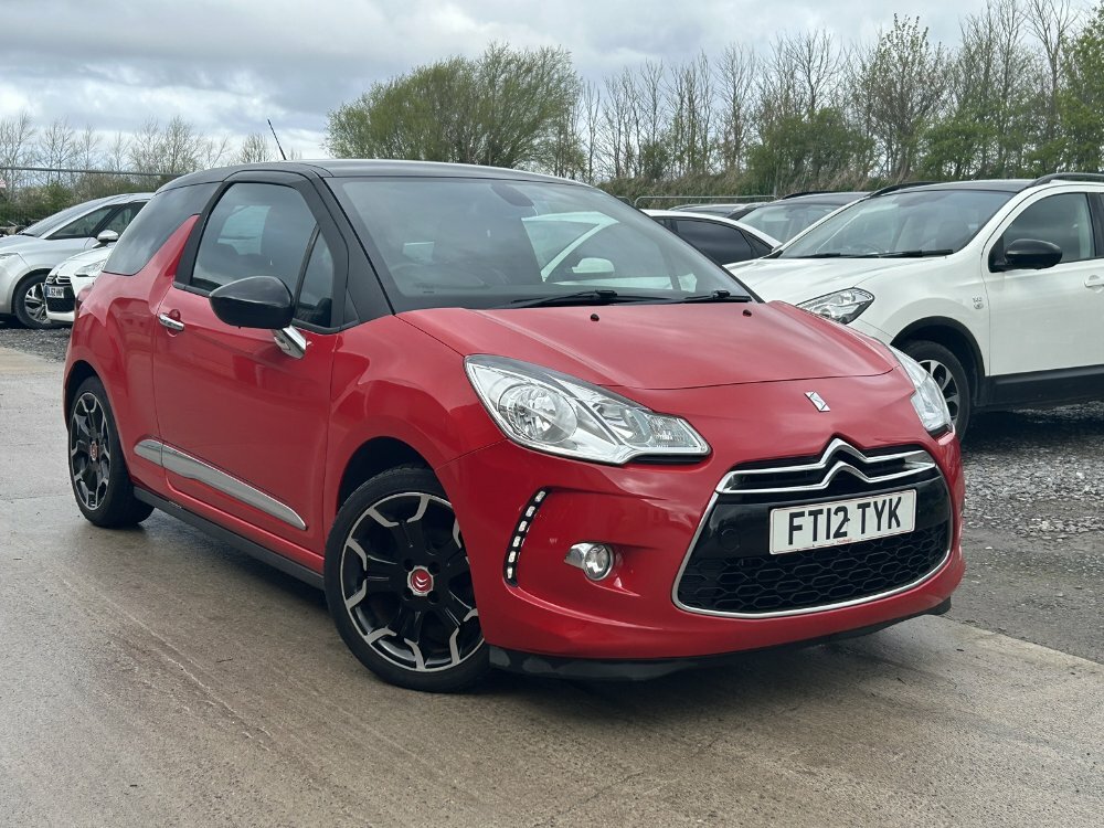 Compare Citroen DS3 Ds3 D Style FT12TYK Red