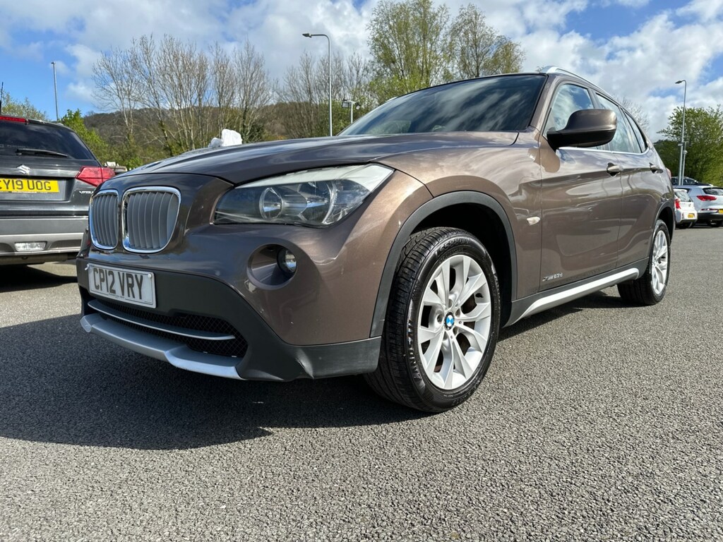 Compare BMW X1 Xdrive 23D Se CP12VRY Brown