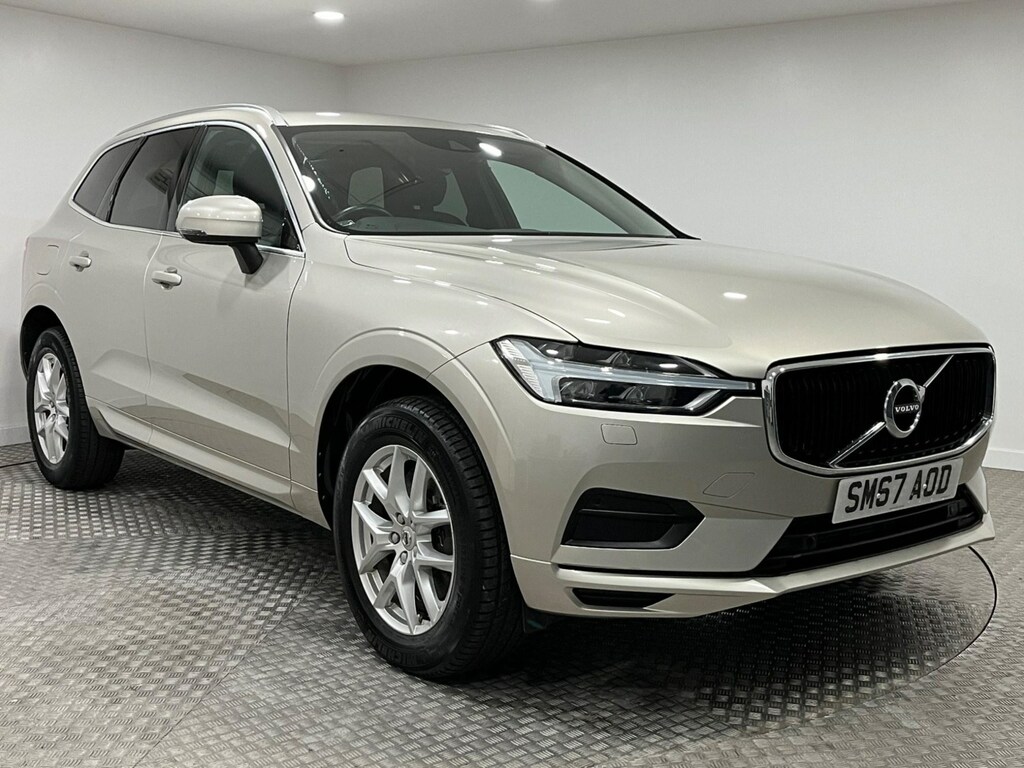 Volvo XC60 2.0 D4 Momentum Awd Geartronic Gold #1