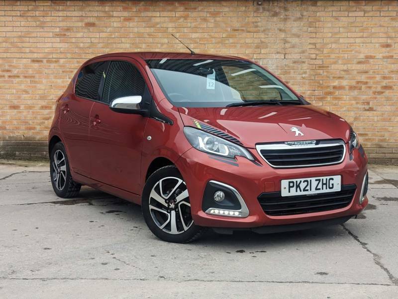 Compare Peugeot 108 1.0 Collection Euro 6 Ss PK21ZHG Red