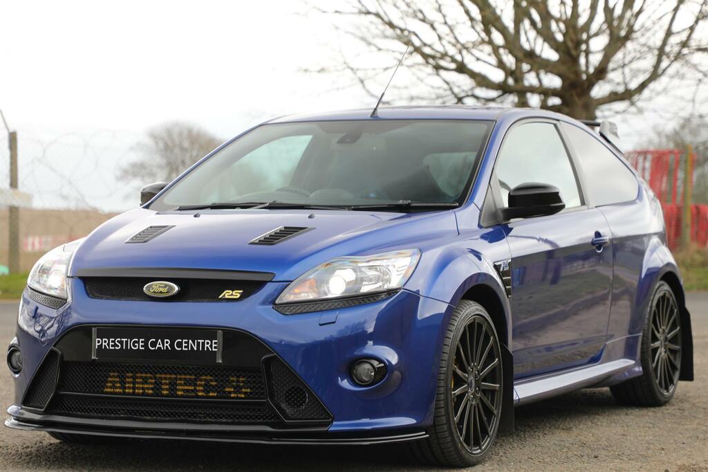 Compare Ford Focus Rs WG10GNV Blue