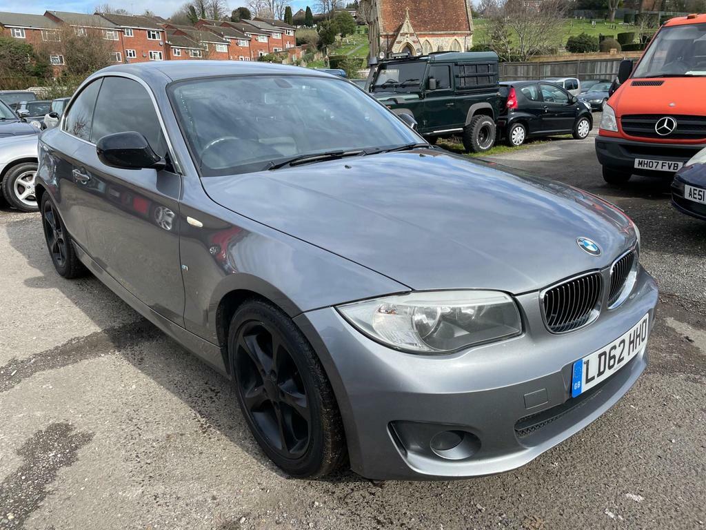 BMW 1 Series 2.0 118D Exclusive Edition Steptronic Euro 5 Grey #1