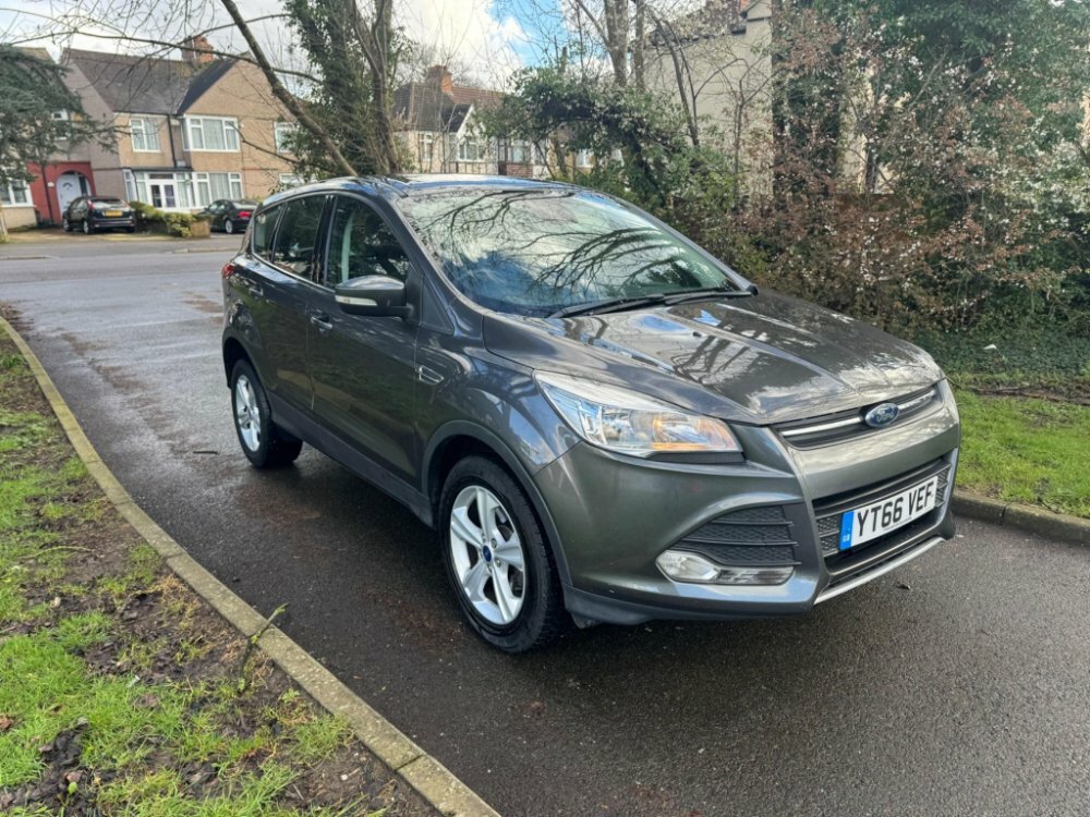 Compare Ford Kuga 1.5T Ecoboost Zetec Euro 6 Ss YT66VEF Grey