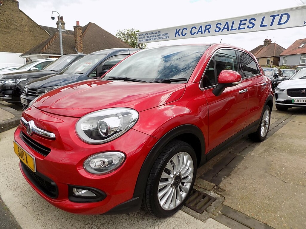 Compare Fiat 500X Multiair Lounge GX65PXE Red