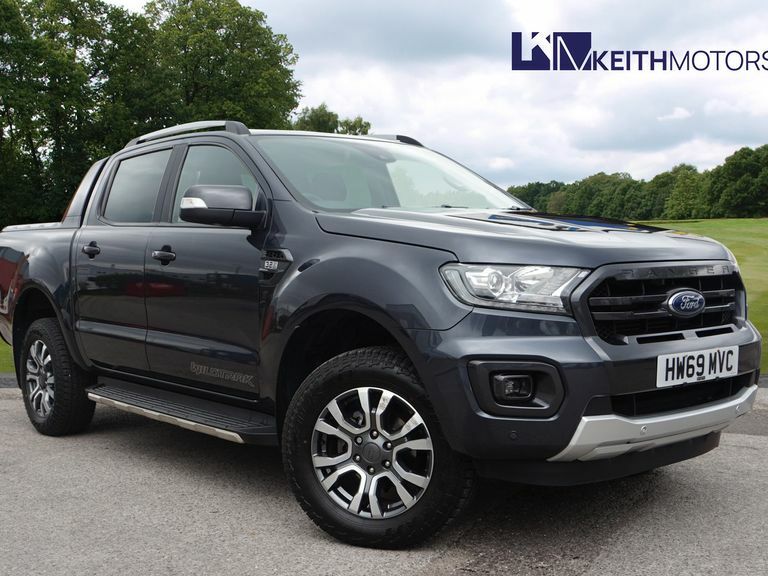 Compare Ford Ranger Pick Up Double Cab Wildtrak 3.2 Ecoblue 200 HW69MVC Grey