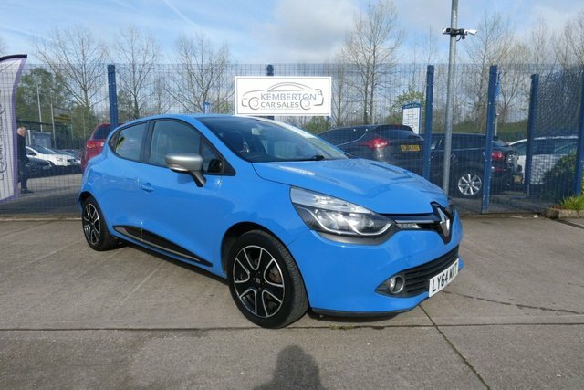 Compare Renault Clio 1.5 Dynamique Medianav Energy Dci Ss 90 Bhp LY64MXT Blue