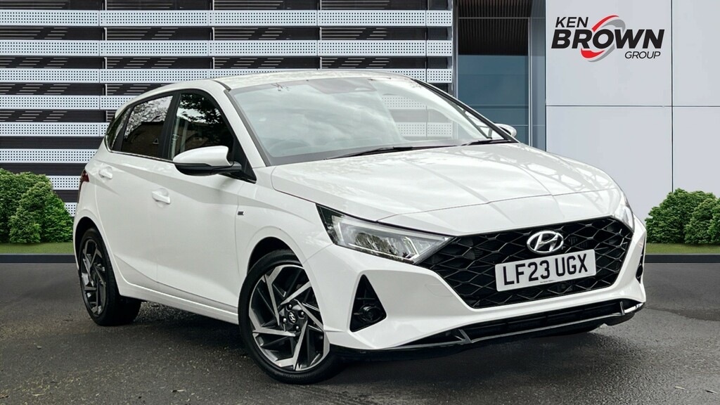 Compare Hyundai I20 1.0 T Gdi Mhev Premium Hatchback Hybrid LF23UGX White