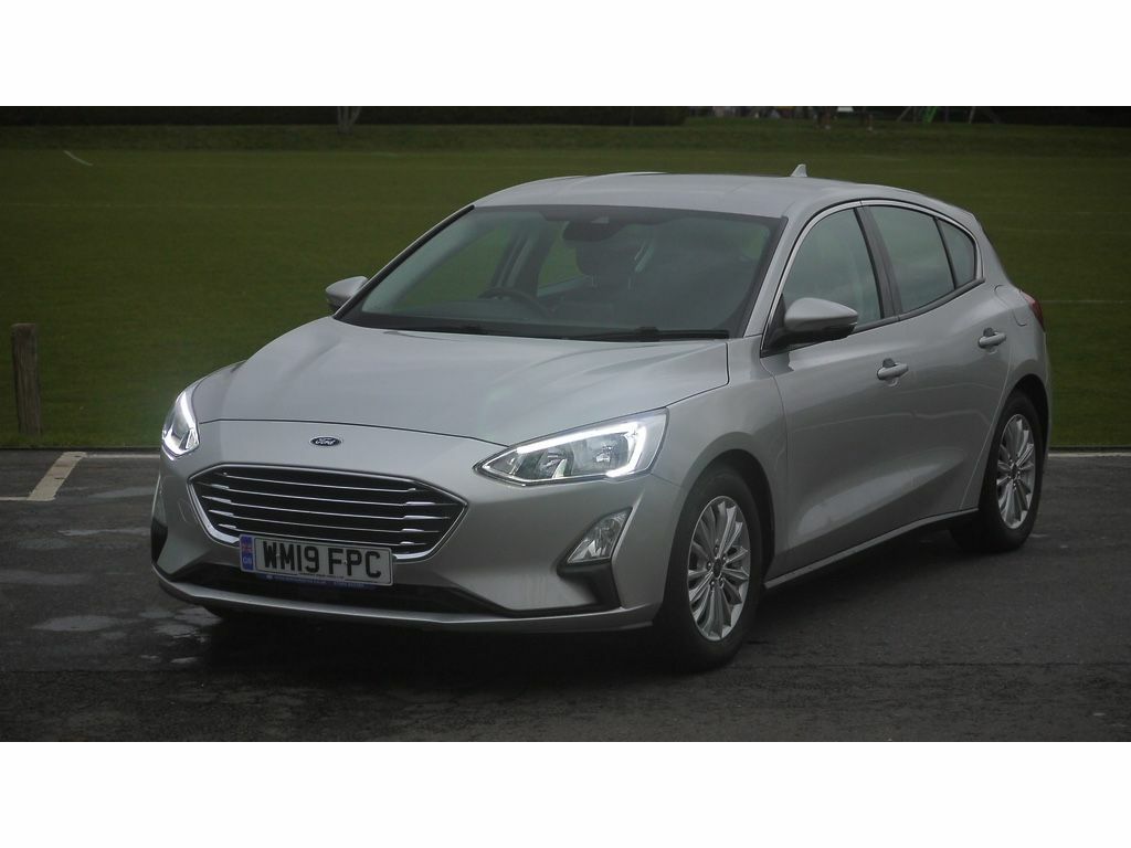Compare Ford Focus Hatchback WM19FPC Silver