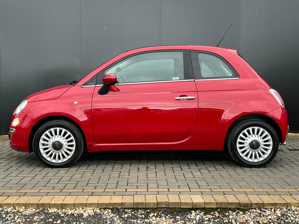 Compare Fiat 500 1.2 Lounge Euro 5 Ss WF12HND Red