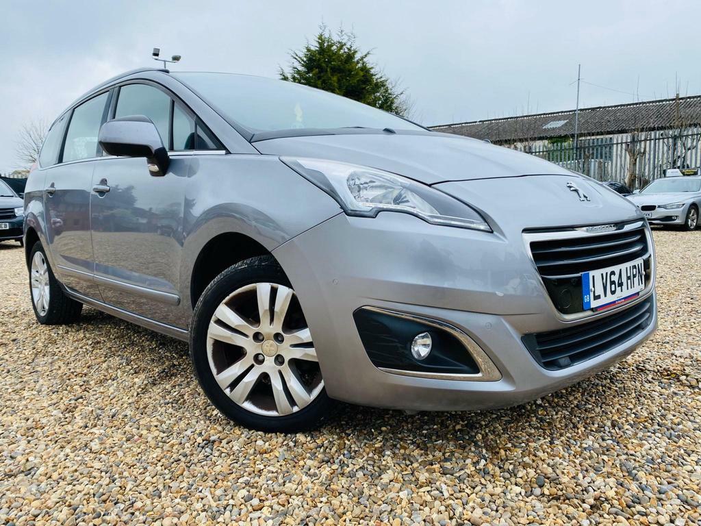 Compare Peugeot 5008 1.6 Hdi Active Euro 5 LV64HPN Grey