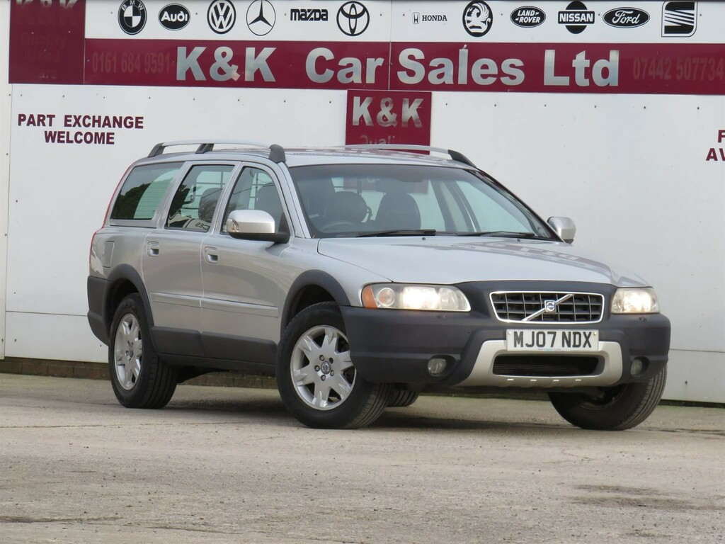Volvo XC70 2.4 D5 Se Geartronic Awd Silver #1