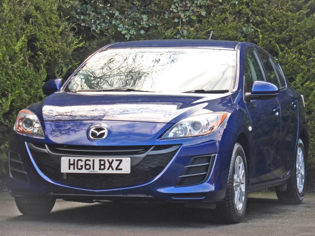 Compare Mazda 3 1.6 Ts HG61BXZ Blue