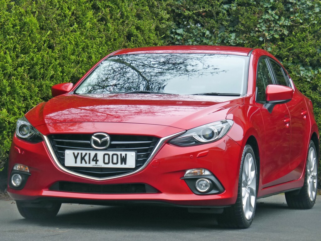 Compare Mazda 3 3 Sport Nav YK14OOW Red