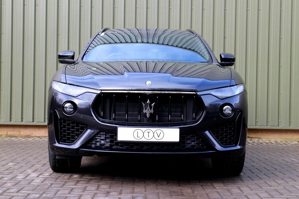 Compare Maserati Levante Suv LN68JJU Black