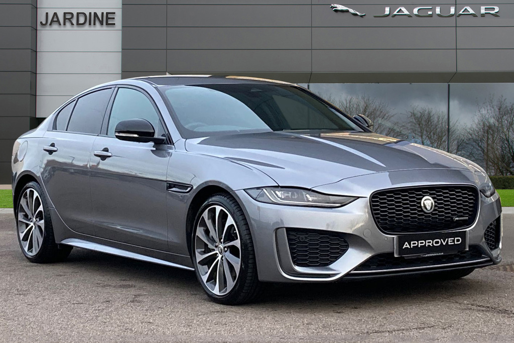 Compare Jaguar XE 2.0 D200 R-dynamic Se Black KY73AXK Grey