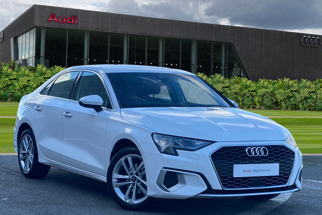 Compare Audi A3 Sport 35 Tfsi 150 Ps 6-Speed MM72KNL White