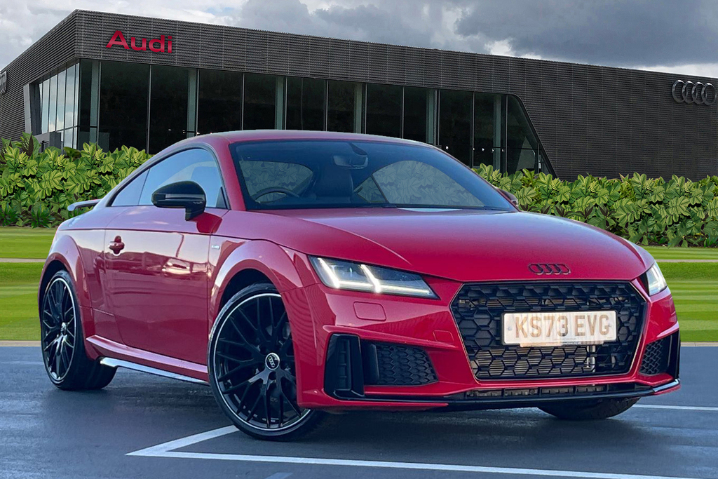 Compare Audi TT Coup- Black Edition 40 Tfsi 197 Ps S Tronic KS73EVG Red