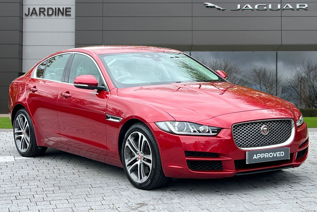 Compare Jaguar XE 2.0 Ingenium Portfolio GL19COJ Red