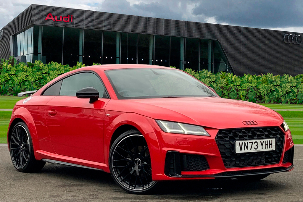 Compare Audi TT Coup- Black Edition 40 Tfsi 197 Ps S Tronic VN73YHH Red