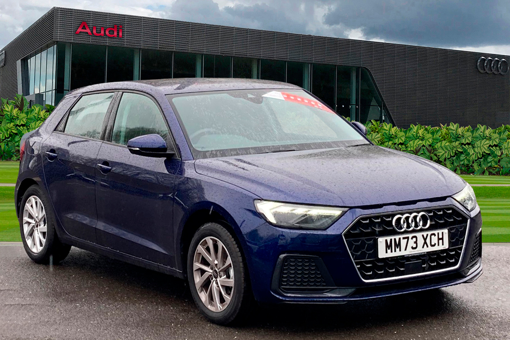 Compare Audi A1 Sport 25 Tfsi 95 Ps 5-Speed MM73XCH Blue