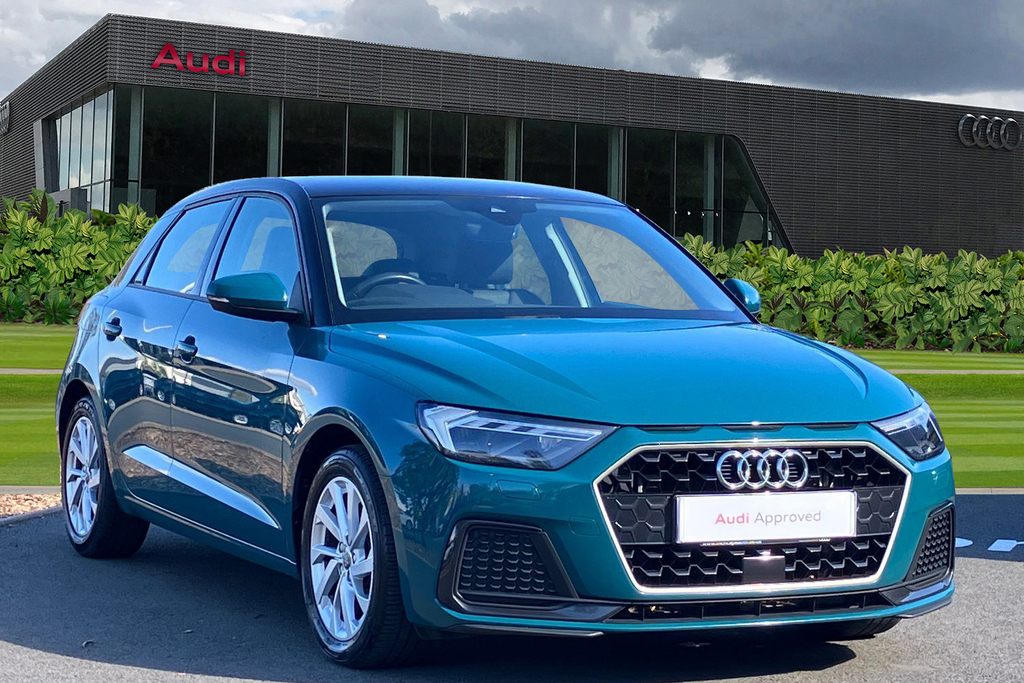 Compare Audi A1 Sport 30 Tfsi 116 Ps 6-Speed GK19EHG Green