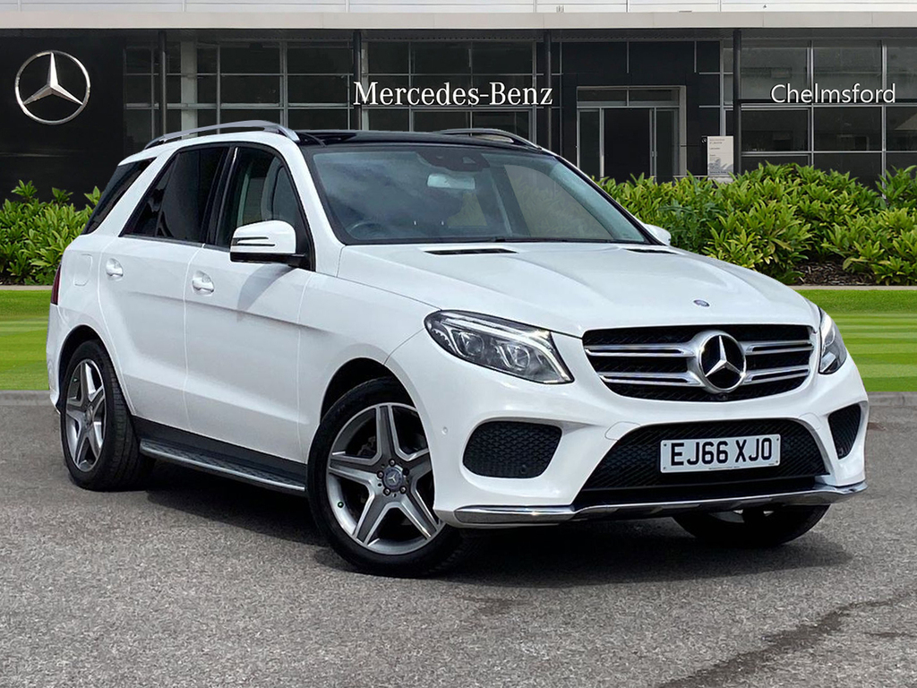 Compare Mercedes-Benz GLE Class Gle 350D 4Matic Amg Line Premium 9G-tronic EJ66XJO White