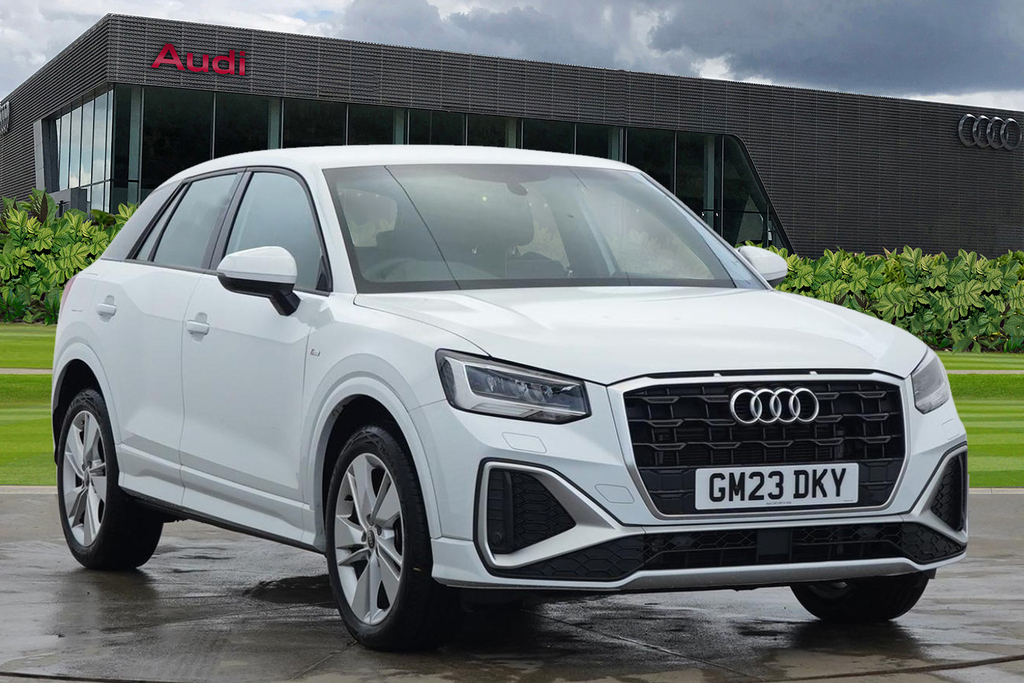 Compare Audi Q2 O S Line 35 Tfsi 150 Ps S Tronic GM23DKY White