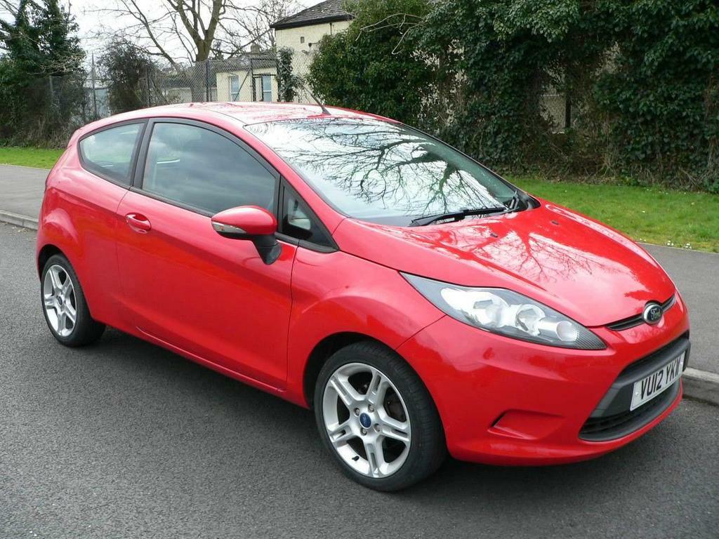 Ford Fiesta 1.25 Style Red #1
