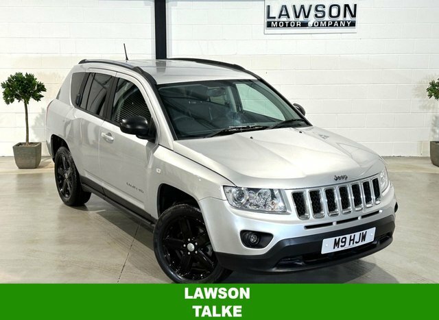 Compare Jeep Compass 2.4 Limited 168 Bhp M9HJW Silver